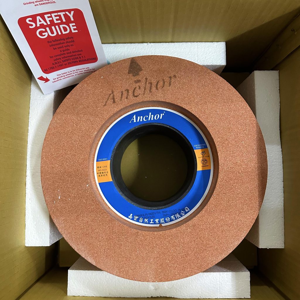 taiwan anchor type 12 hardened 38a white alumina centerless grinding wheel, wear resistant 305×150×120mm